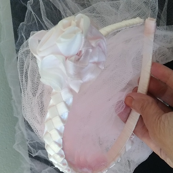 NWOT Head Veil - Picture 2 of 8